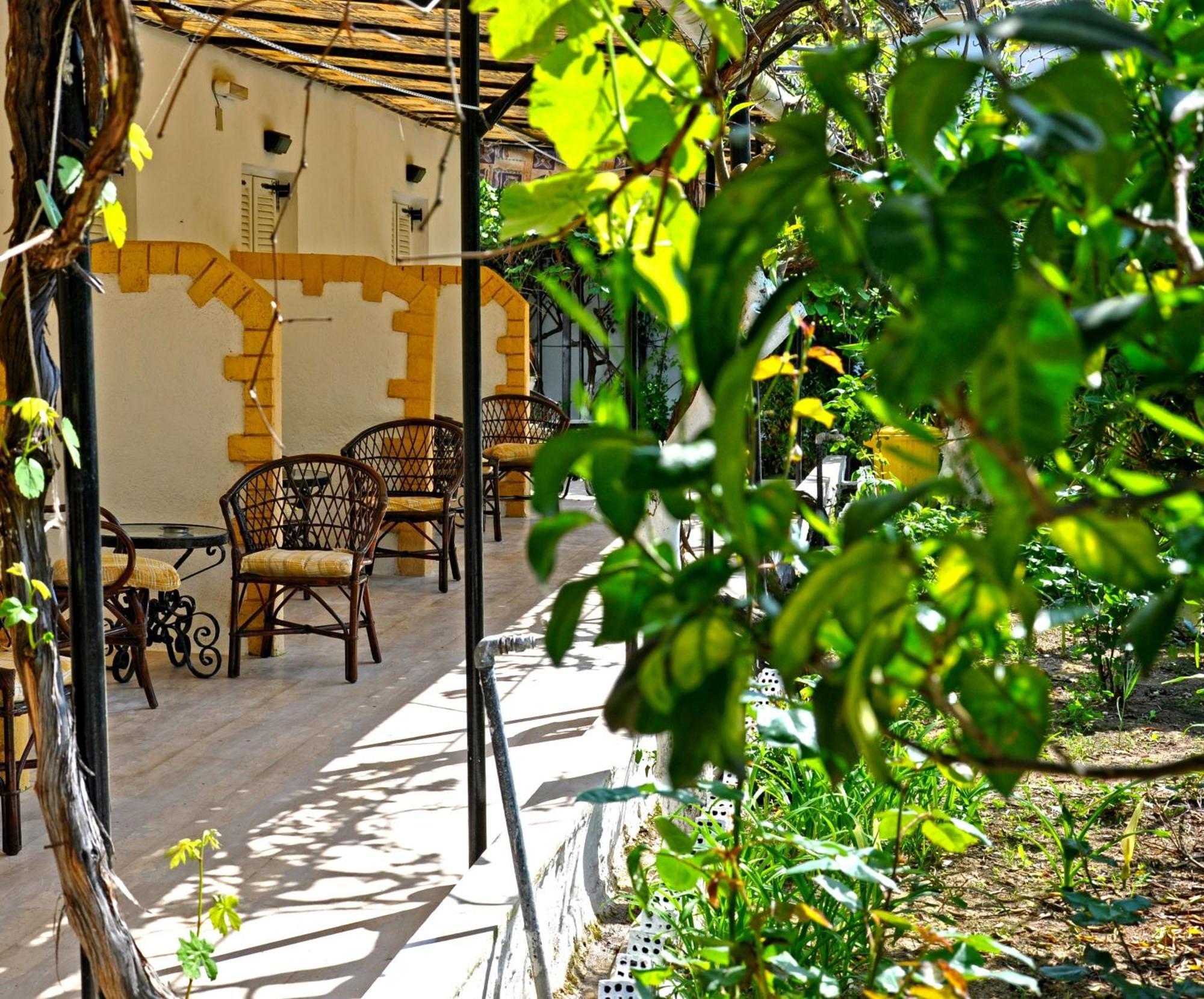 Villa Elena Studios Dassia  Luaran gambar